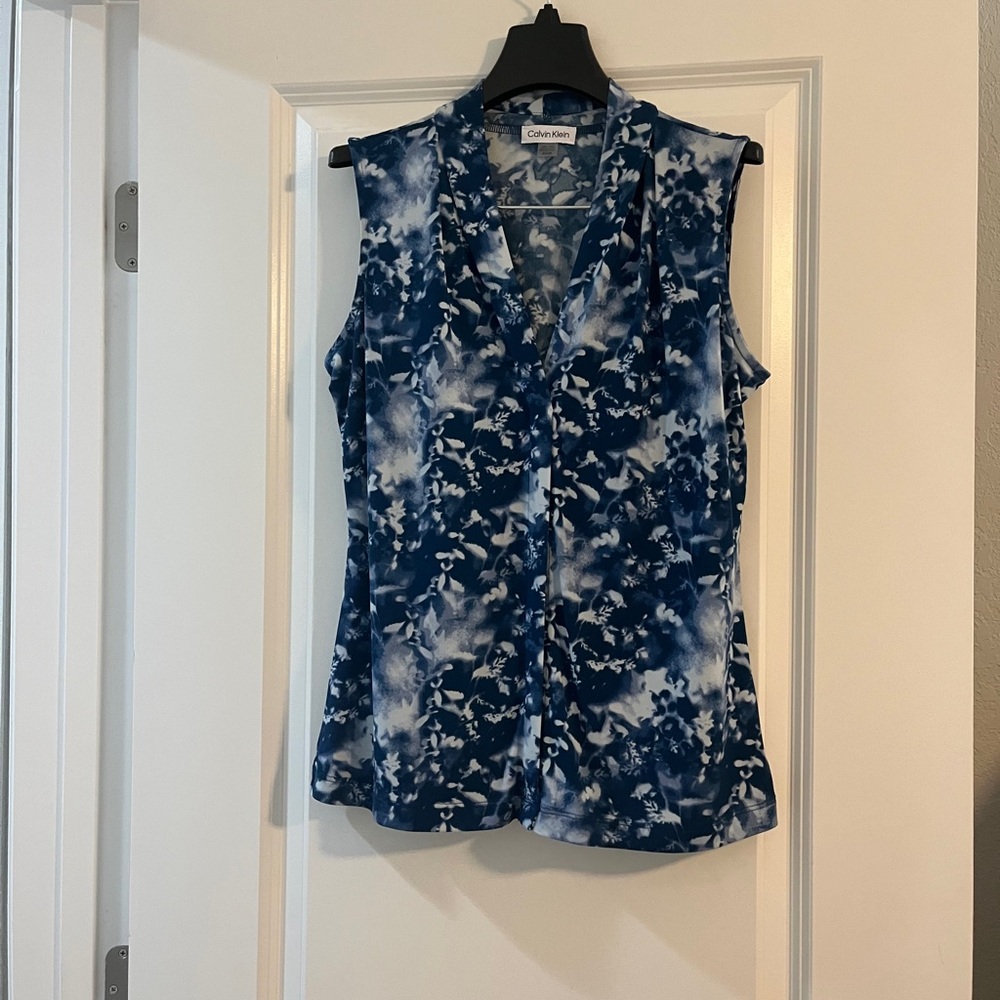 Calvin Klein Blue Tie-Dye Sleeveless V-Neck Top